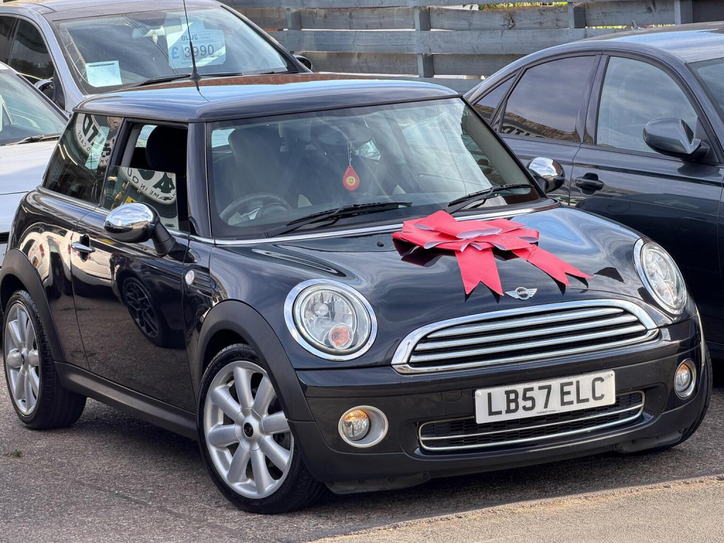 2007 MINI HATCH